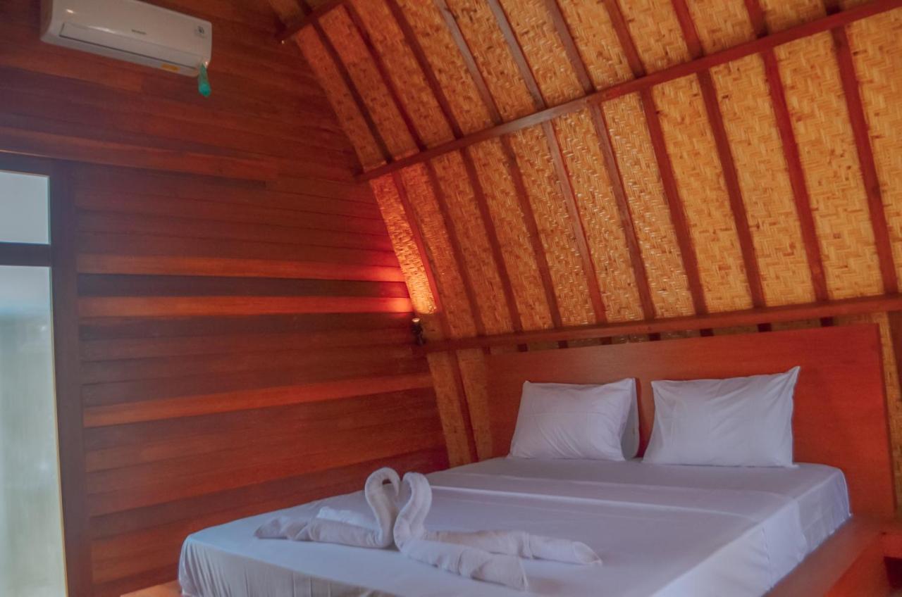Laba Laba Bungalow Gili Meno Exterior foto