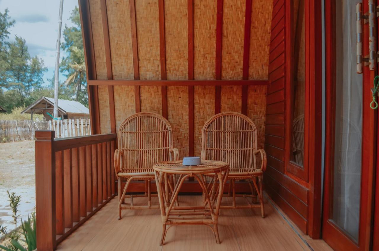 Laba Laba Bungalow Gili Meno Exterior foto